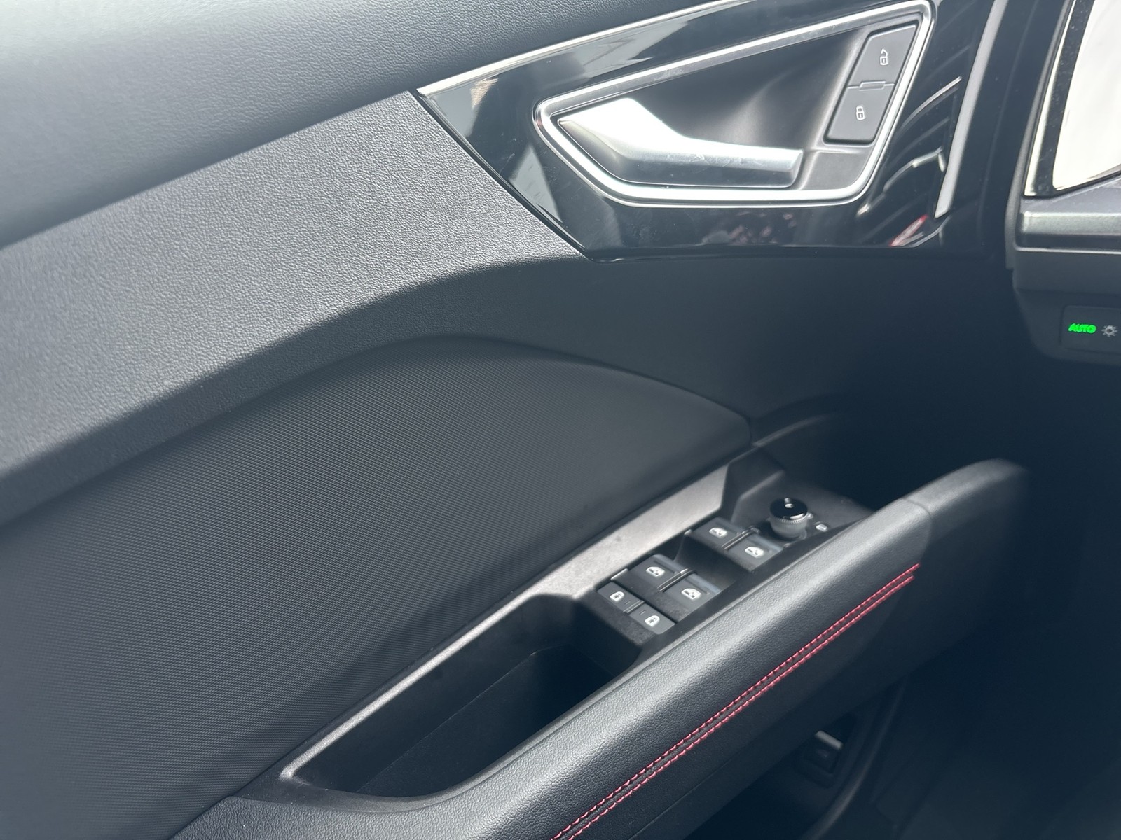 Audi Q4 e-tron 55 quattro S LINE WÄRMEPUMPE CAM LM20