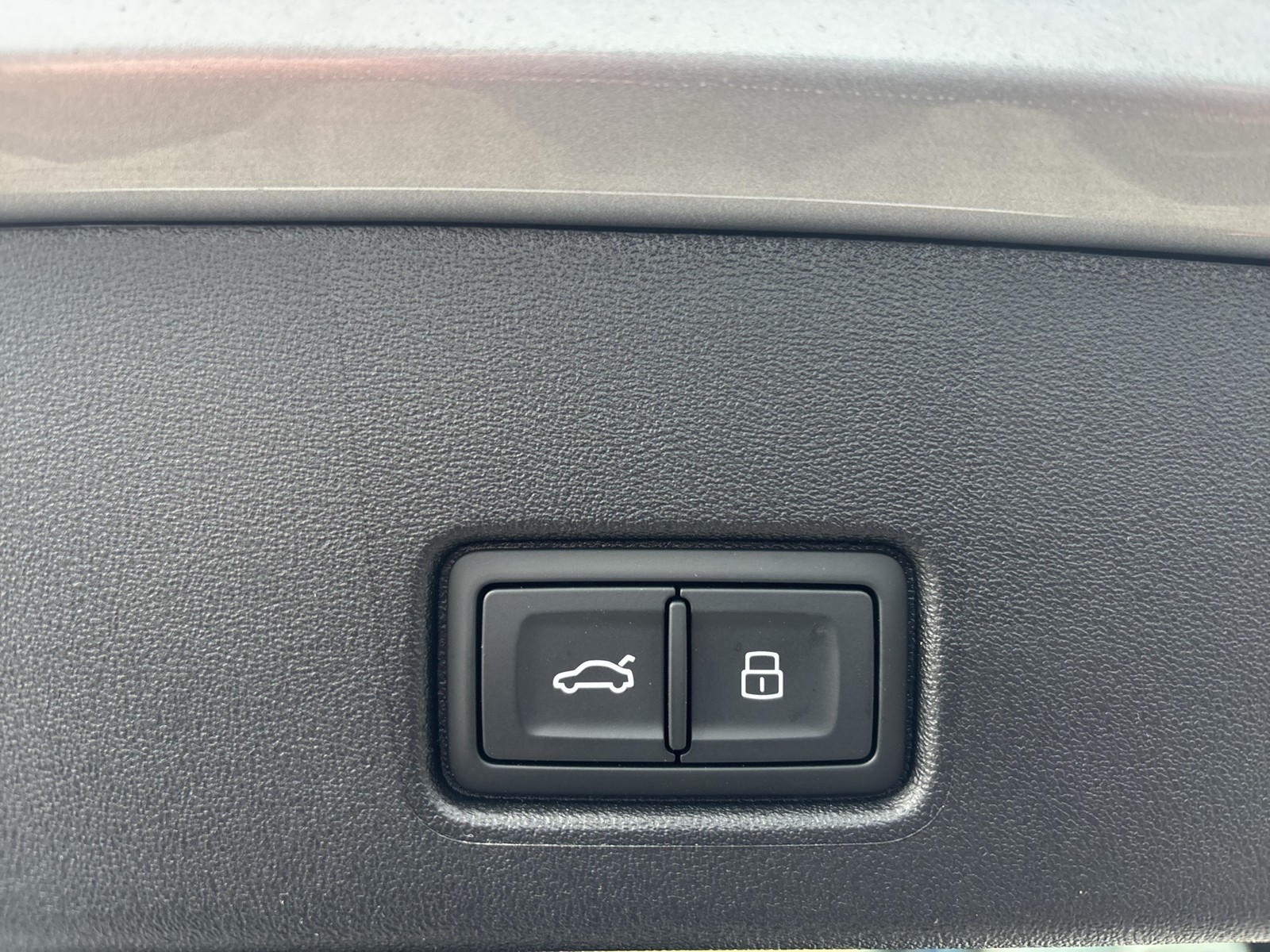 Audi Q4 e-tron 55 quattro S LINE WÄRMEPUMPE CAM LM20