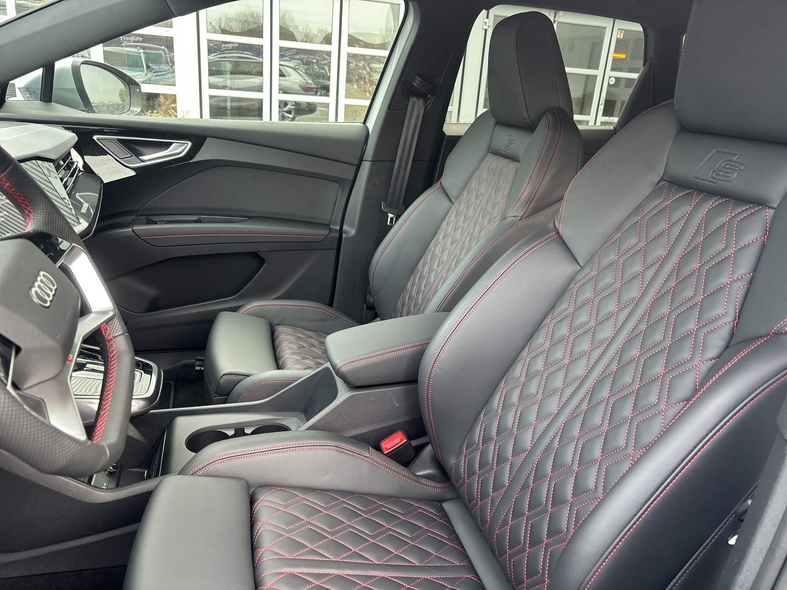 Audi Q4 e-tron 55 quattro S LINE WÄRMEPUMPE CAM LM20