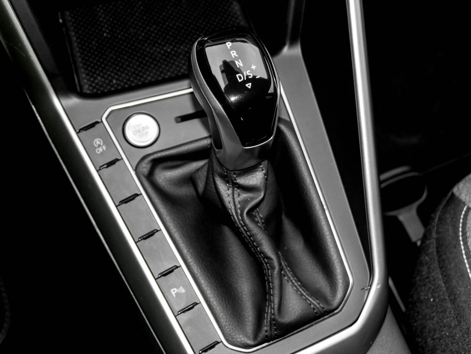 Volkswagen Taigo 1.5 MOVE LM17 CARPLAY SITZHEIZUNG LED DAB+