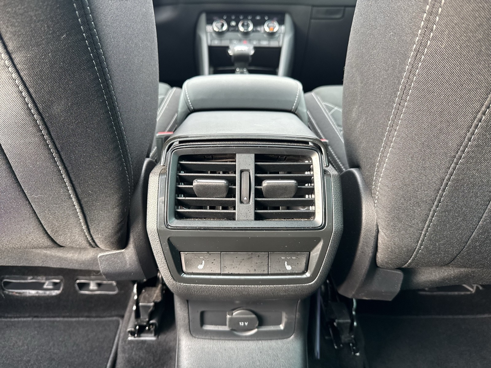 Skoda Karoq 2.0 SPORTLINE 4X4 PANO AHK CAM MATRIX NAVI