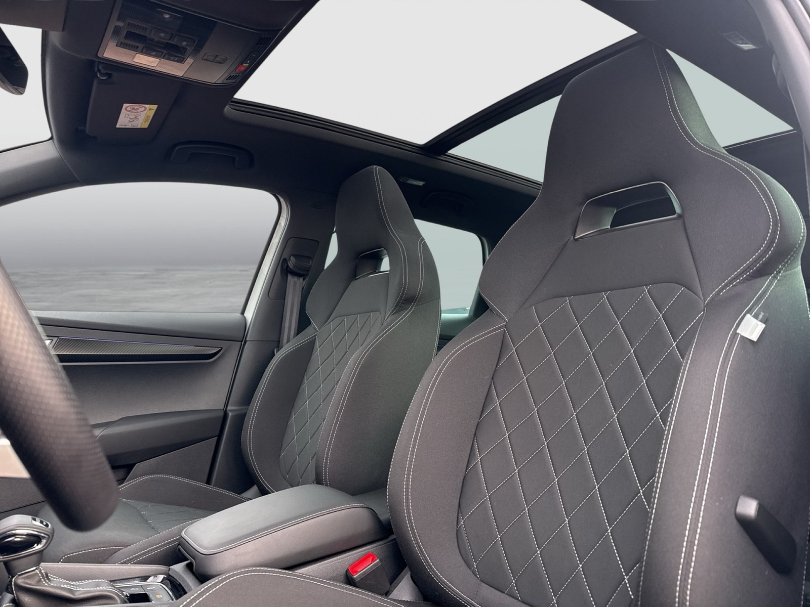 Skoda Karoq 2.0 SPORTLINE 4X4 PANO AHK CAM MATRIX NAVI