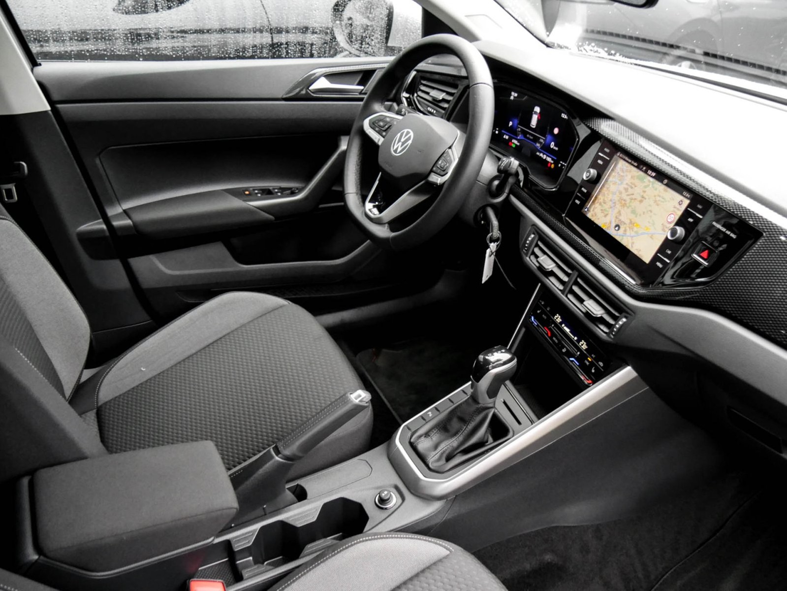 Volkswagen Taigo 1.0 LIFE CAM LM17 NAVI CARPLAY SITZHEIZUNG