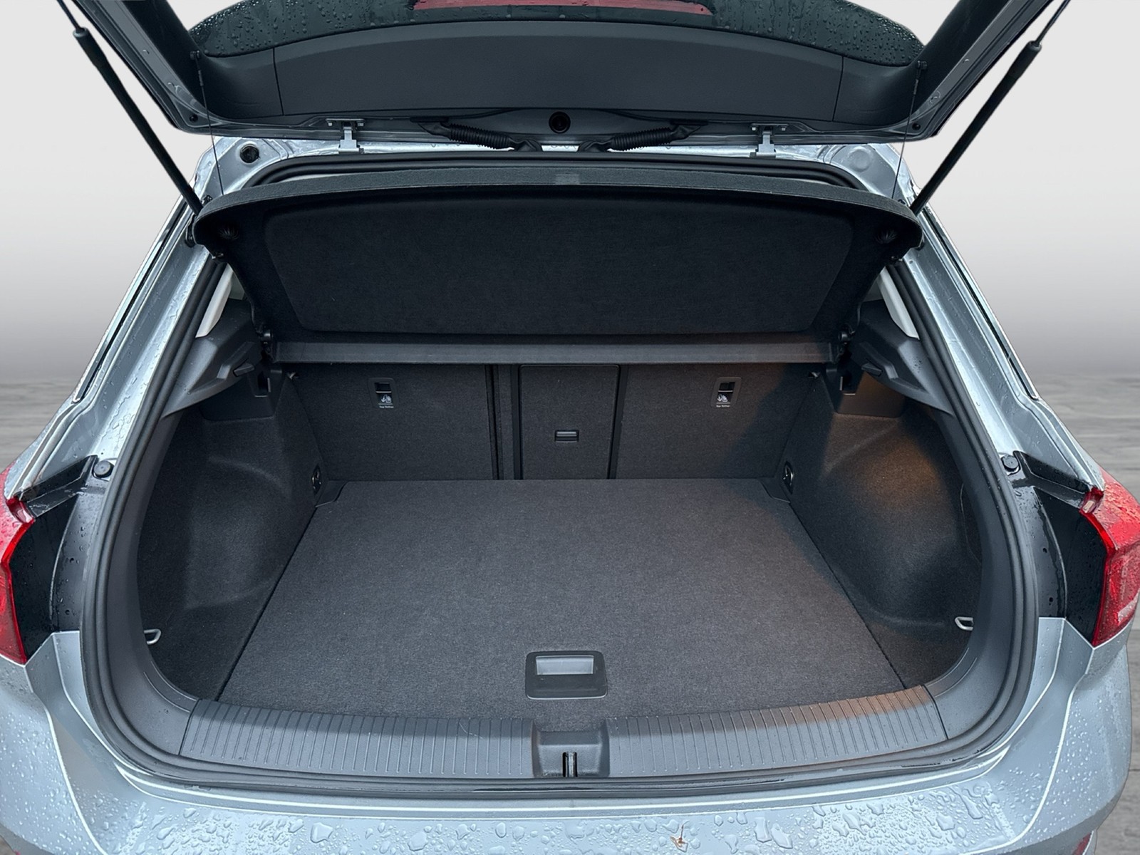 Volkswagen T-Roc 1.5 STYLE CAM ACC NAVI LM17 CARPLAY SITZHZ