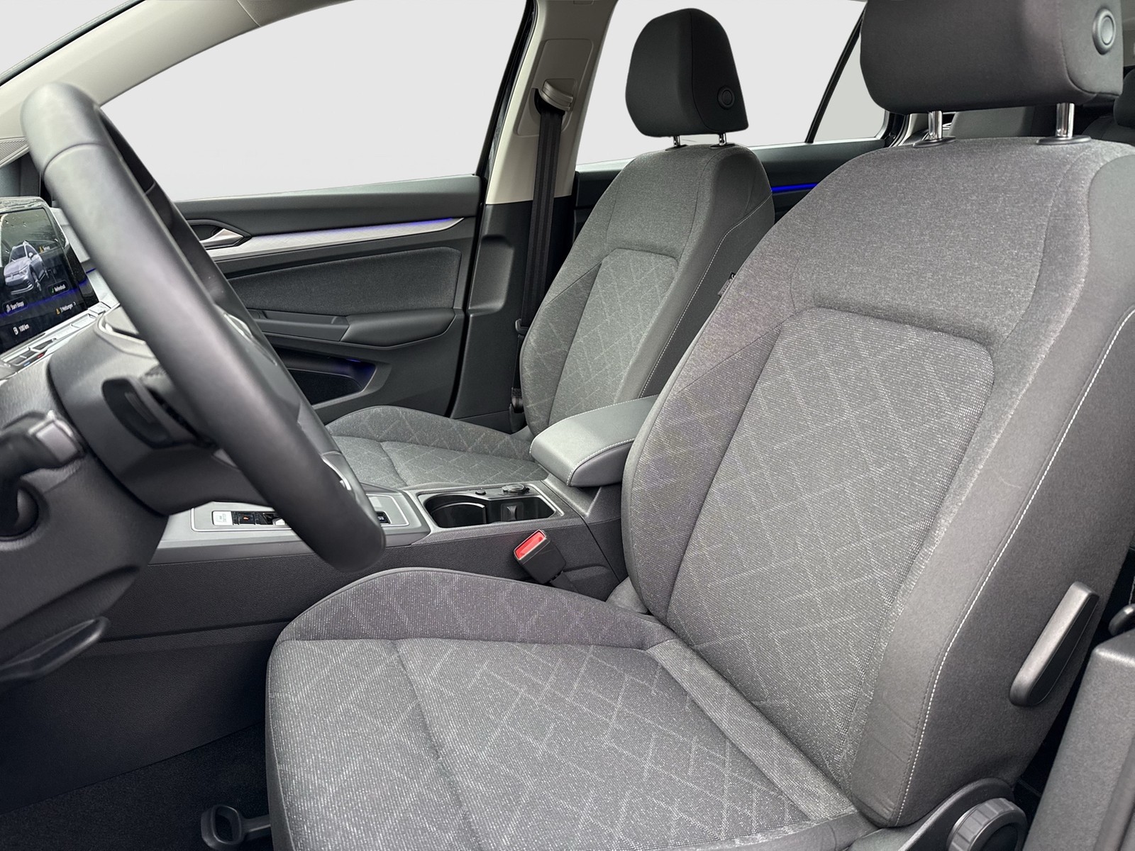 Volkswagen Golf Variant VIII 1.5 eTSI LIFE ACC NAVI CARPLAY