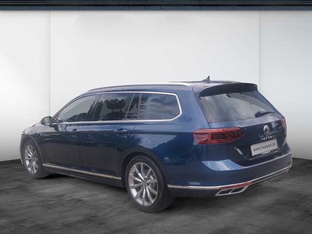 Volkswagen Passat Variant 2.0 R-LINE LEDER PANO ALU19 STHZG