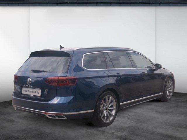 Volkswagen Passat Variant 2.0 R-LINE LEDER PANO ALU19 STHZG