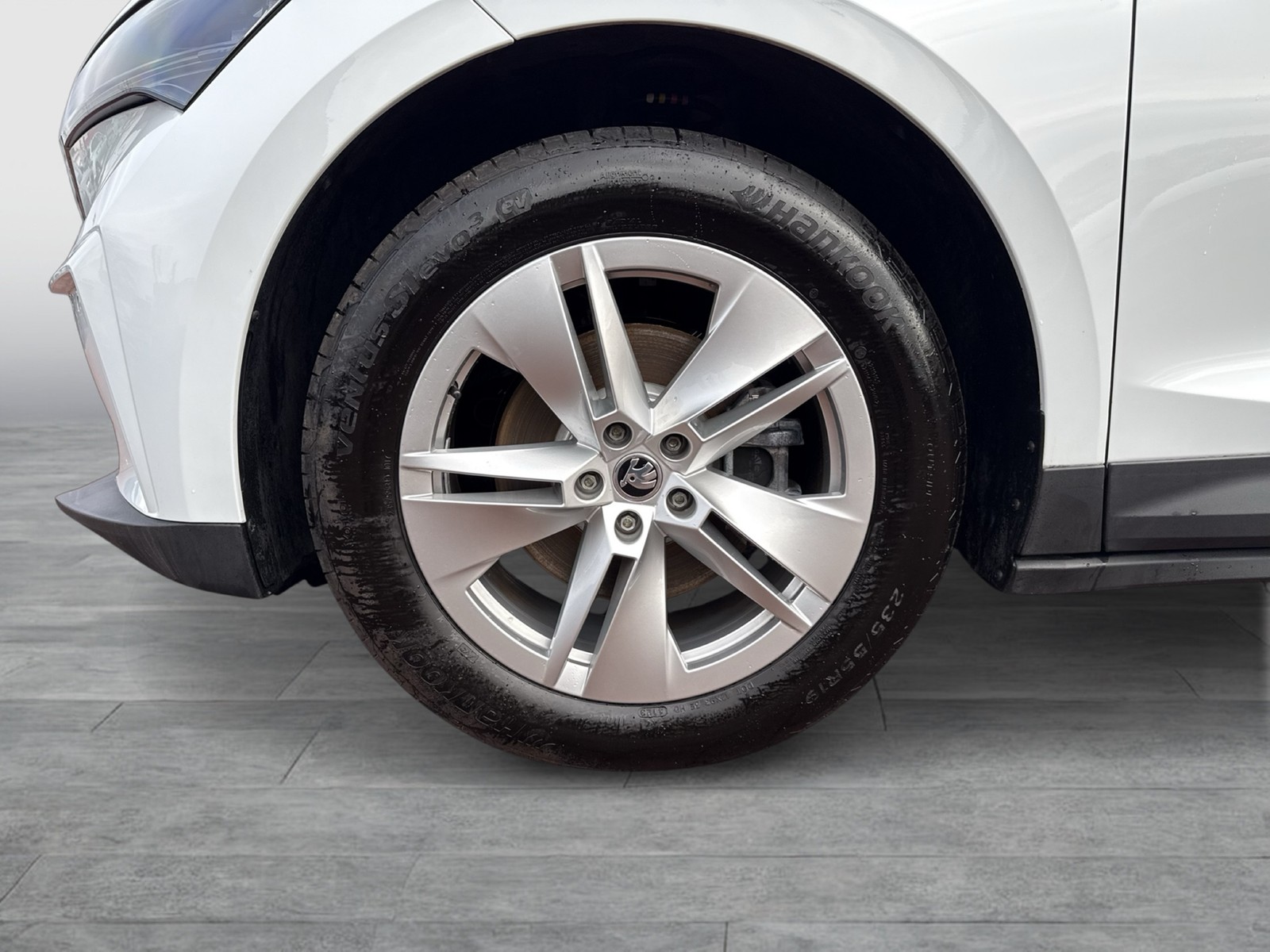 Skoda Enyaq 50 LOFT CAM LM19 NAVI KEYLESS-GO EINPARKHILFE