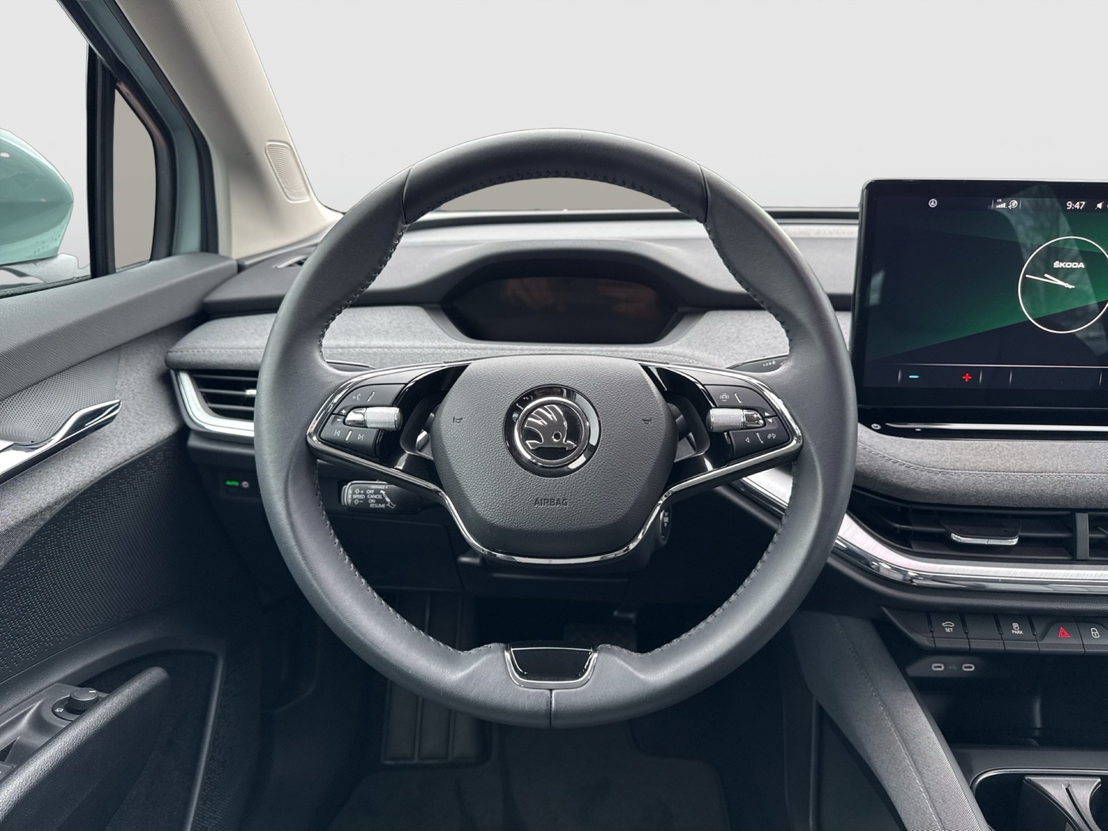 Skoda Enyaq 50 LOFT CAM LM19 NAVI KEYLESS-GO EINPARKHILFE