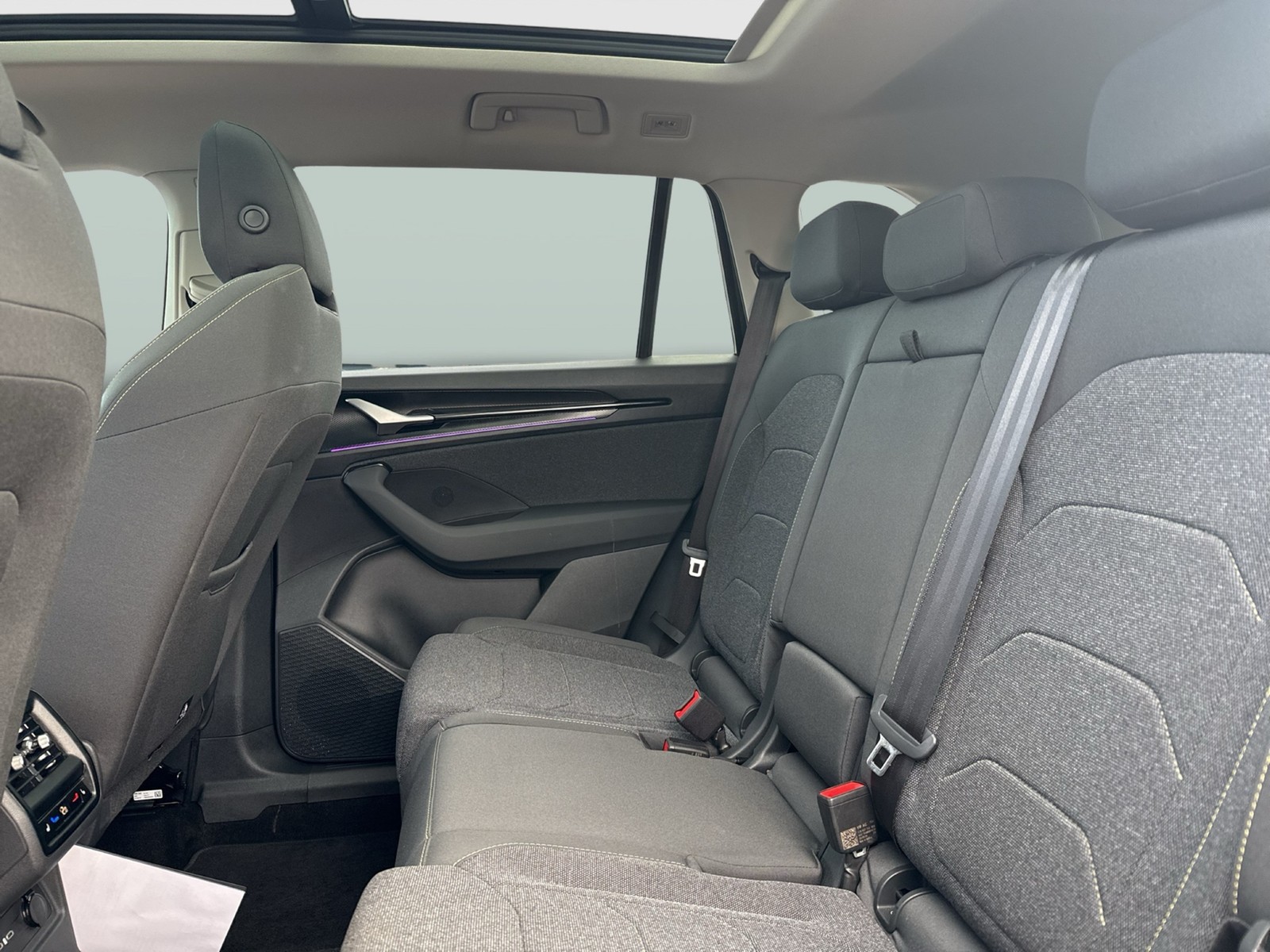 Skoda Kodiaq 2.0 SELECTION 4X4 PANO CAM HEADUP EKLAPPE