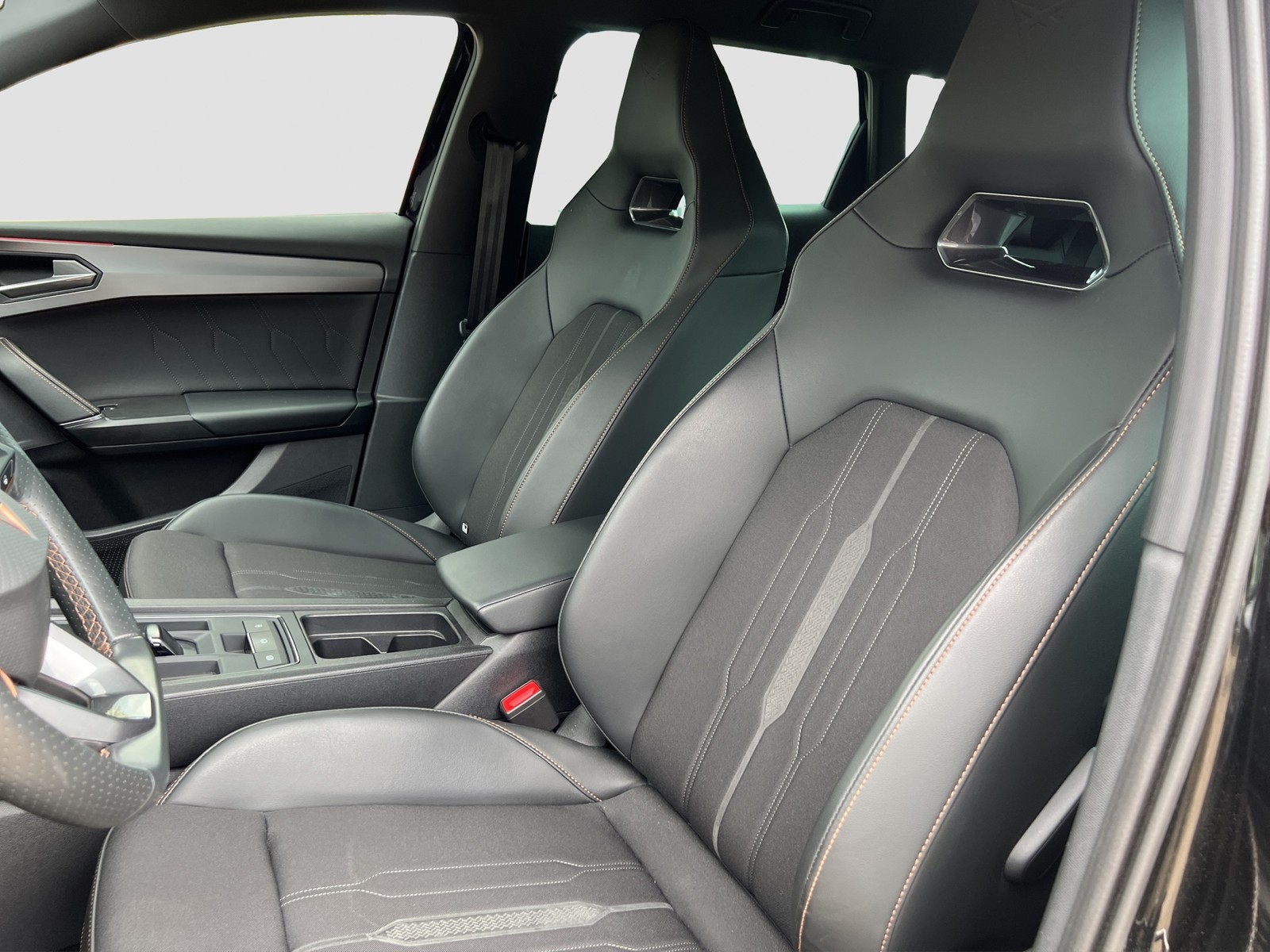 Cupra Leon ST 2.0 VZ 4X4 BEATS AHK CAM ACC LM19 NAVI