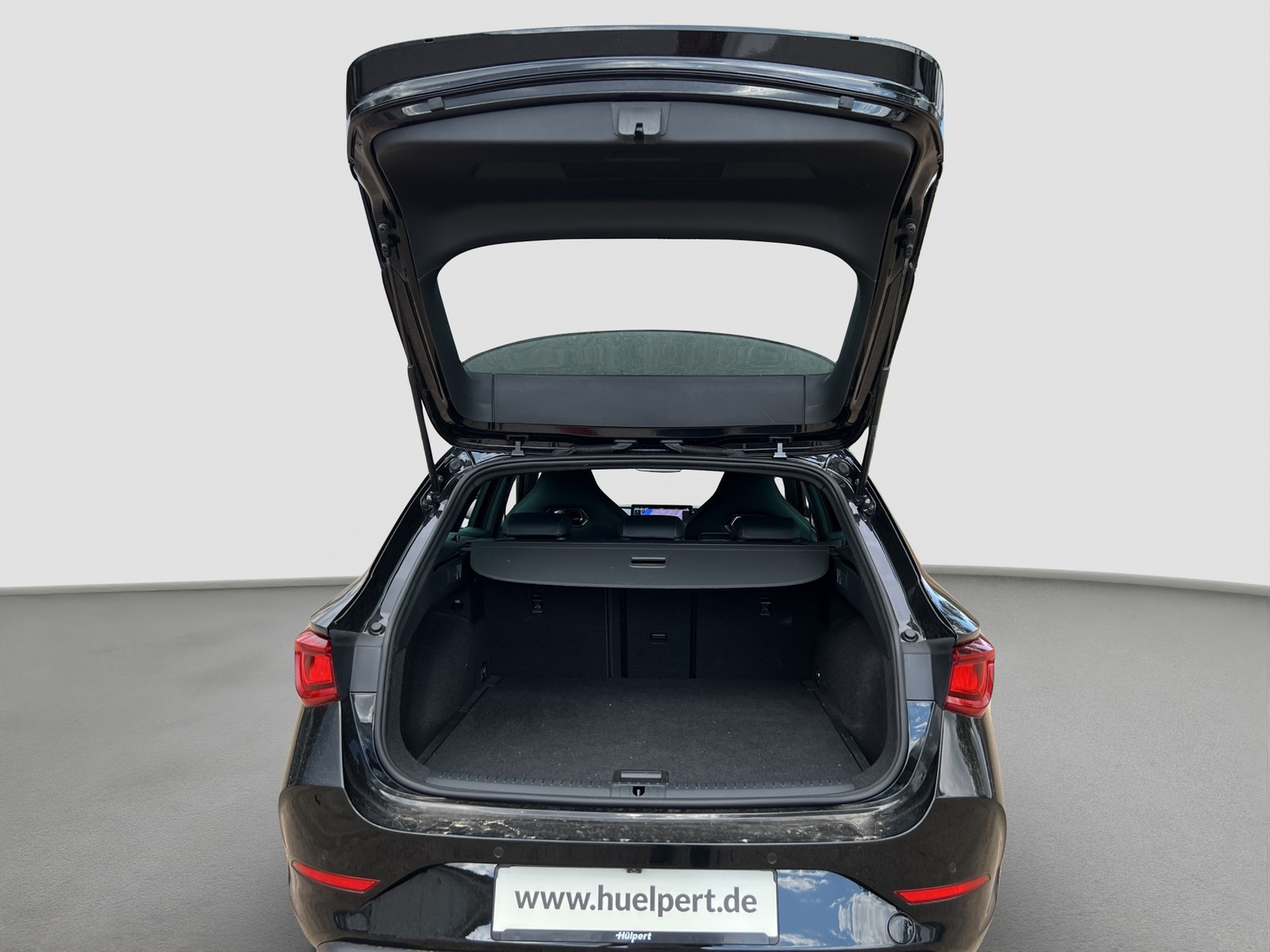 Cupra Leon ST 2.0 VZ 4X4 BEATS AHK CAM ACC LM19 NAVI