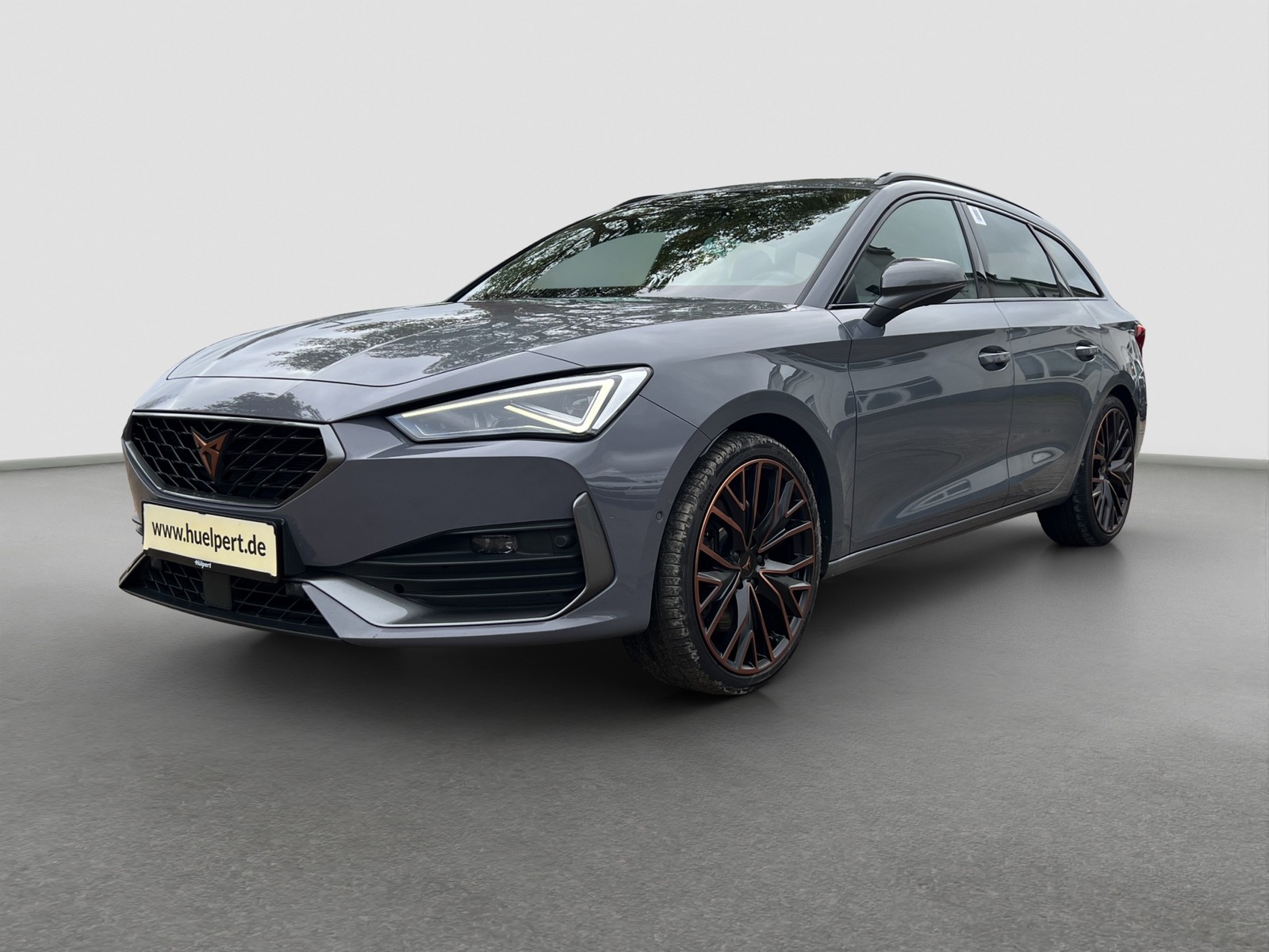 Cupra Leon ST 2.0 CAM ACC LM19 MATRIXLED NAVI CARPLAY