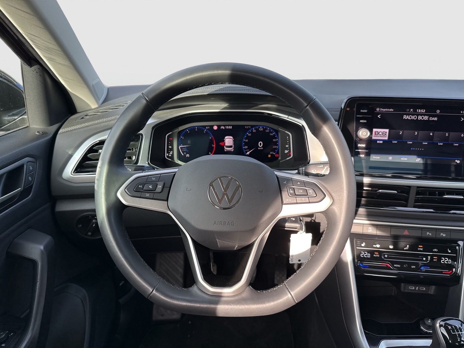 Volkswagen T-Roc 1.5 LIFE SITZHEIZUNG NAVI LED DAB+ ALU