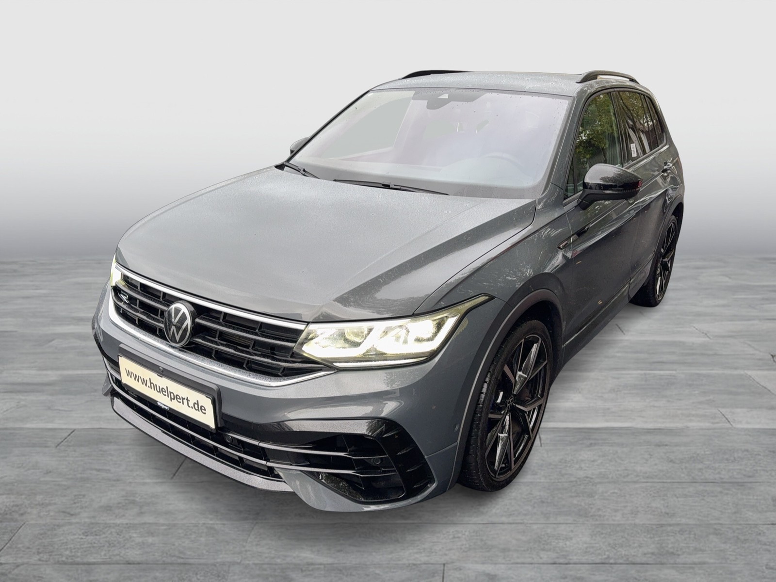 Volkswagen Tiguan 2.0 R BLACKSTYLE 4X4 LEDER 360CAM ACC 21Z