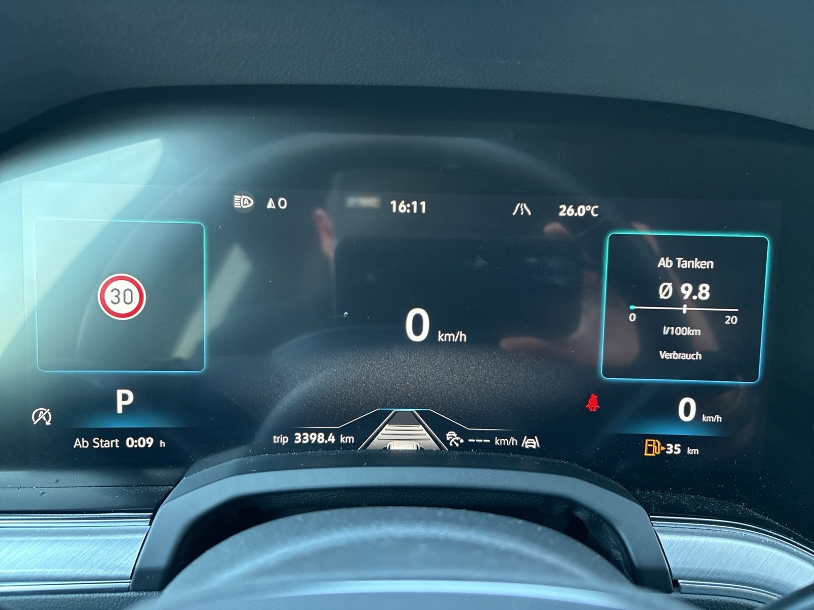 Volkswagen Touareg V6 LUFTFEDERUNG AHK CAM ACC LM19 EKLAPPE
