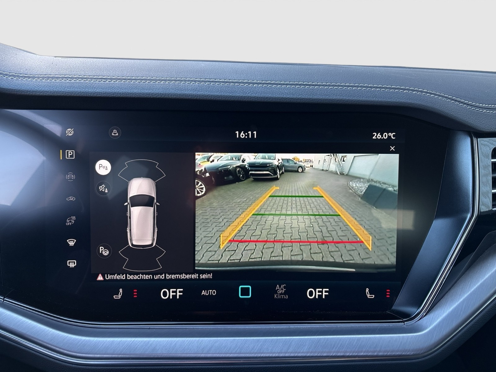 Volkswagen Touareg V6 LUFTFEDERUNG AHK CAM ACC LM19 EKLAPPE