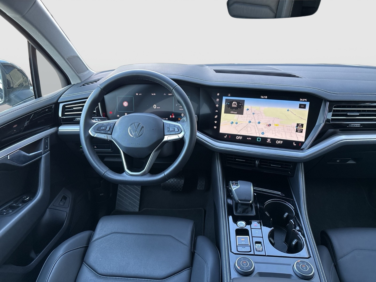 Volkswagen Touareg V6 LUFTFEDERUNG AHK CAM ACC LM19 EKLAPPE