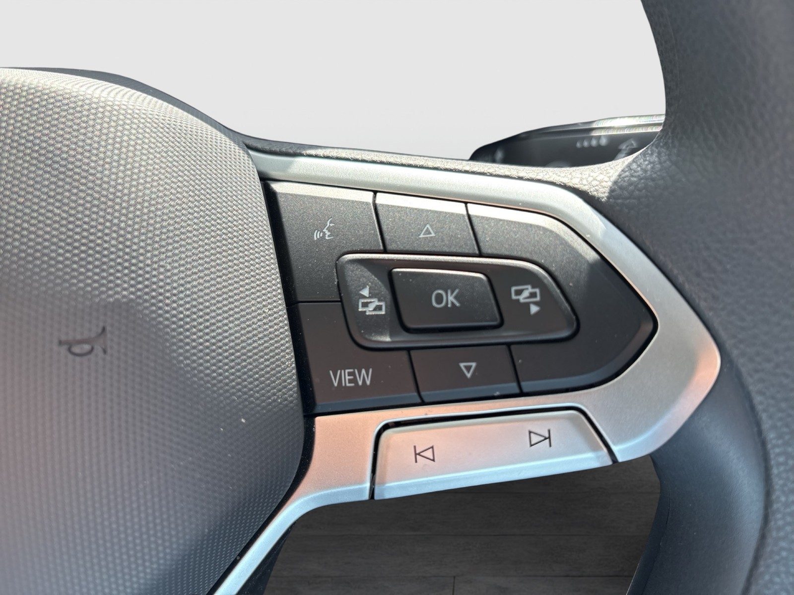 Volkswagen T-Cross 1.0 CARPLAY SITZHEIZUNG LED EINPARKHILFE