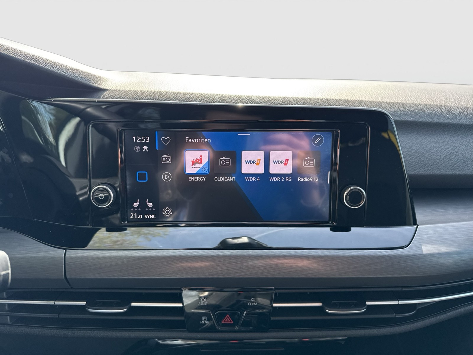 Volkswagen Golf VIII 1.5 eTSI STYLE CAM ACC LM17 CARPLAY