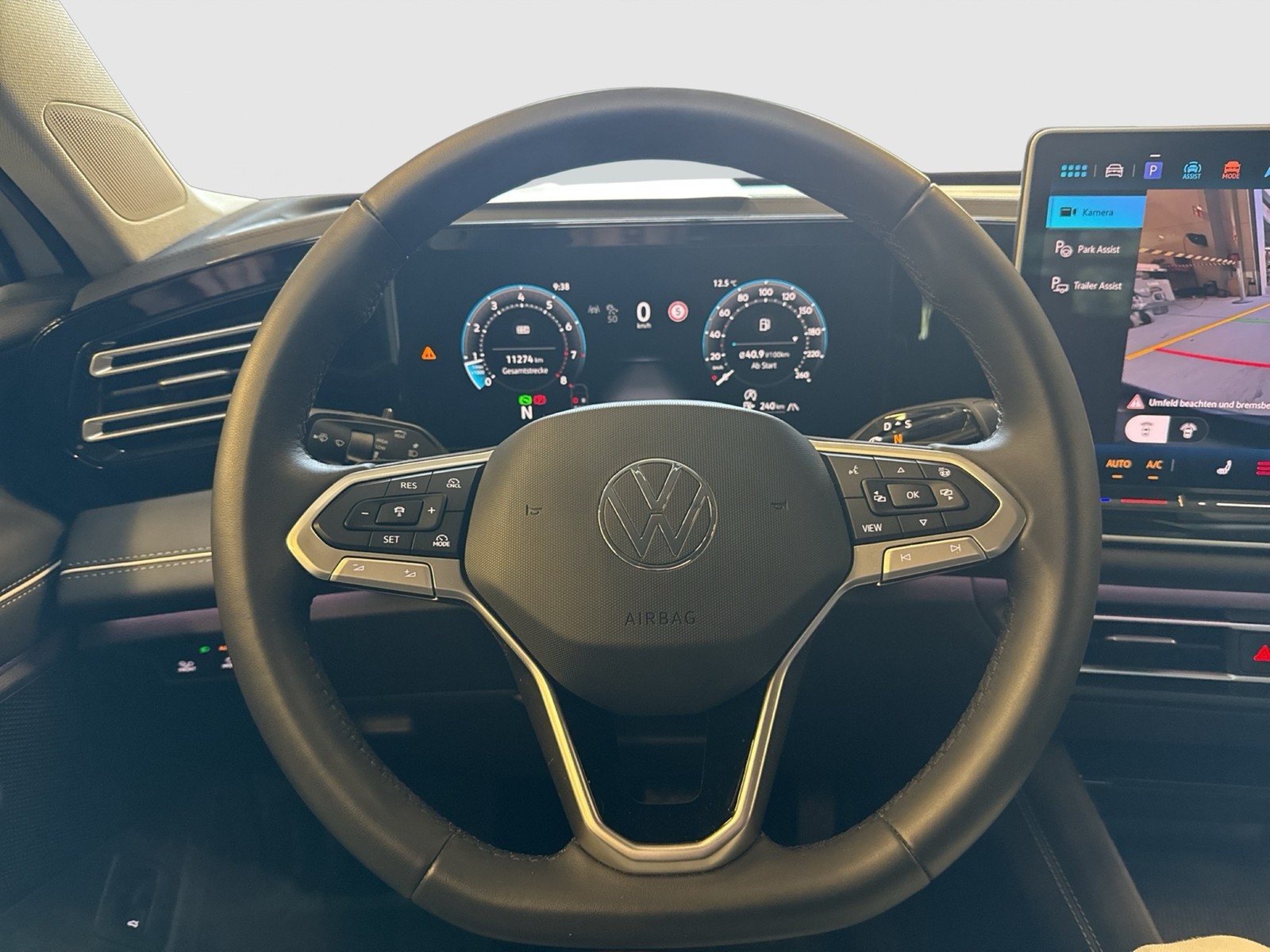 Volkswagen Tiguan 2.0 ELEGANCE 4X4 AHK 360CAM ACC LM18 NAVI