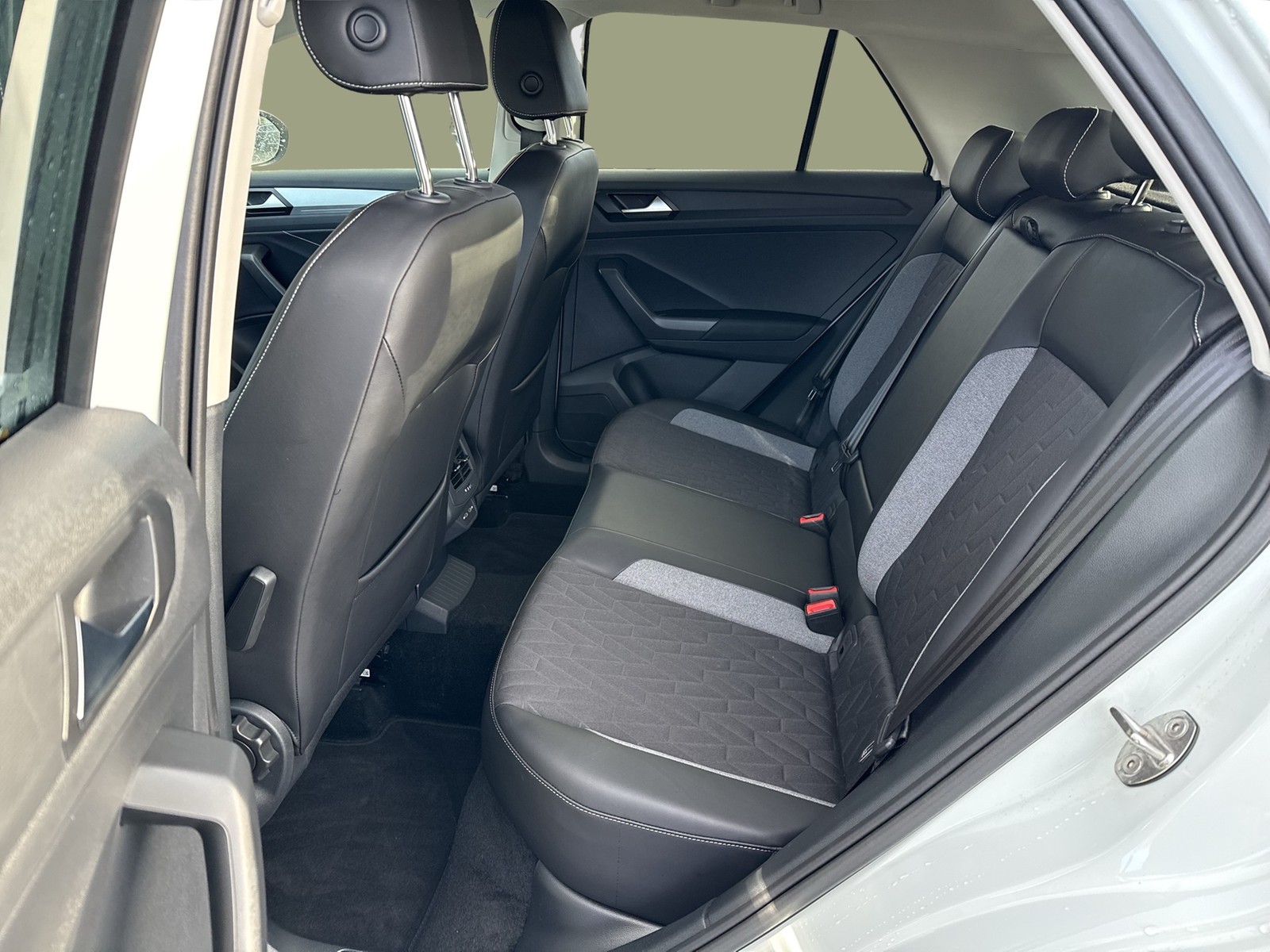 Volkswagen T-Roc 2.0 GOAL ACC SITZHEIZUNG KAMERA LED+ AHK