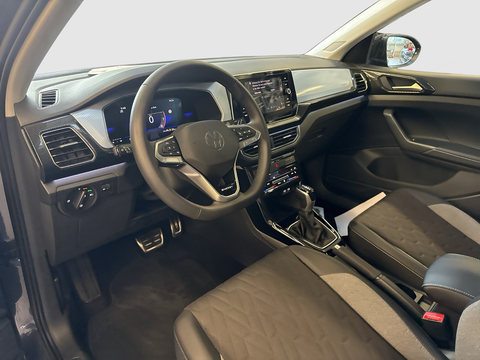 Volkswagen T-Cross 1.5 ENERGY ACC NAVI ALU CARPLAY SITZHEIZ