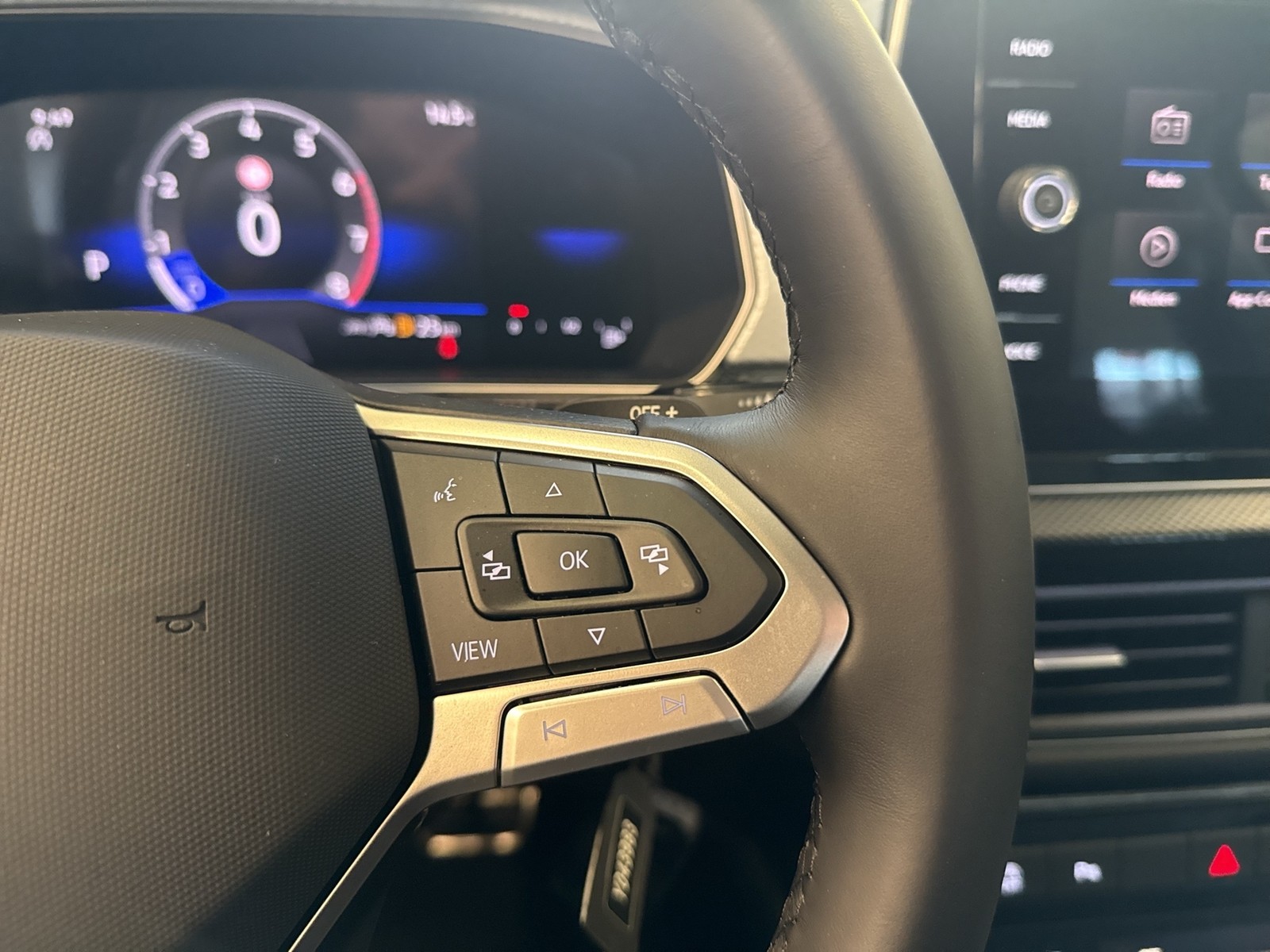 Volkswagen T-Cross 1.5 ENERGY ACC NAVI ALU CARPLAY SITZHEIZ