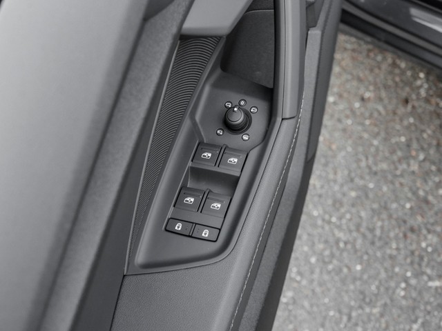 Audi A3 Sportback 30 S LINE BLACKPAK ALU18 eKLAPPE AHK