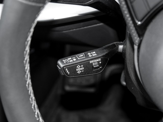 Audi A3 Sportback 30 S LINE BLACKPAK ALU18 eKLAPPE AHK