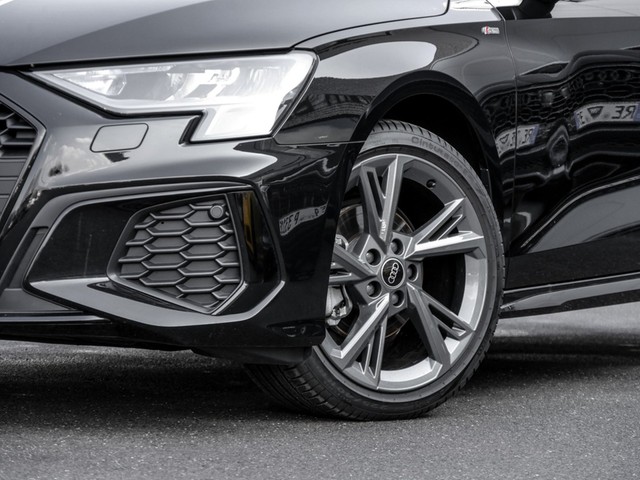 Audi A3 Sportback 30 S LINE BLACKPAK ALU18 eKLAPPE AHK