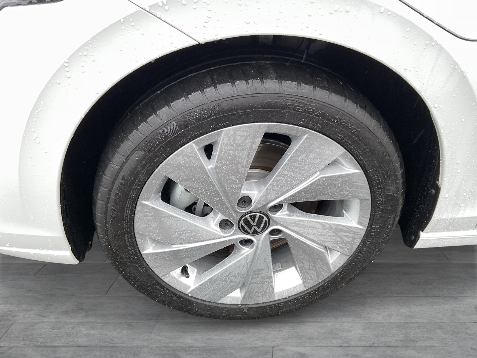 Volkswagen Golf VIII 1.5 HYBRID GOAL FACELIFT ACC CARPLAY