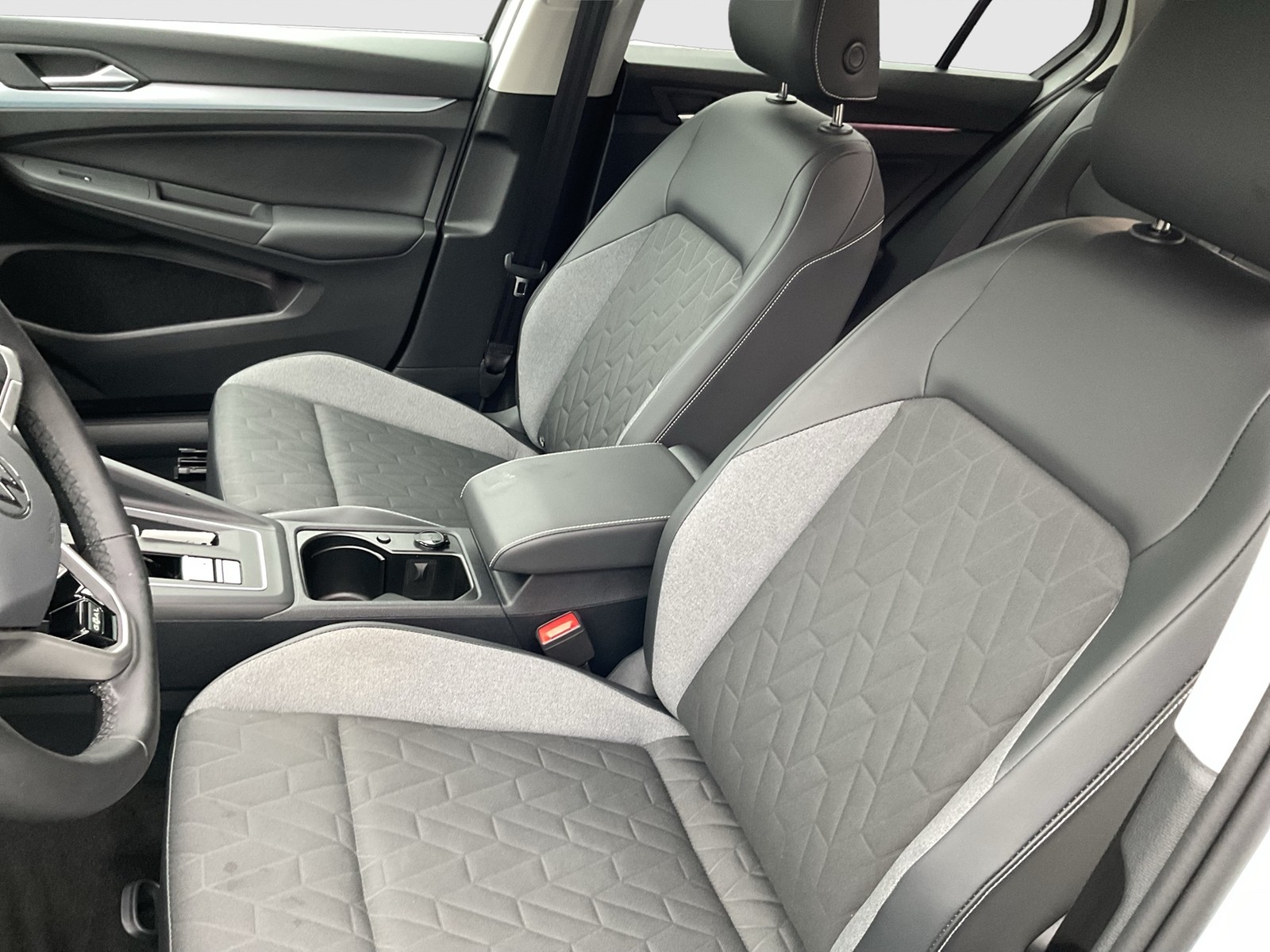 Volkswagen Golf VIII 1.5 HYBRID GOAL FACELIFT ACC CARPLAY