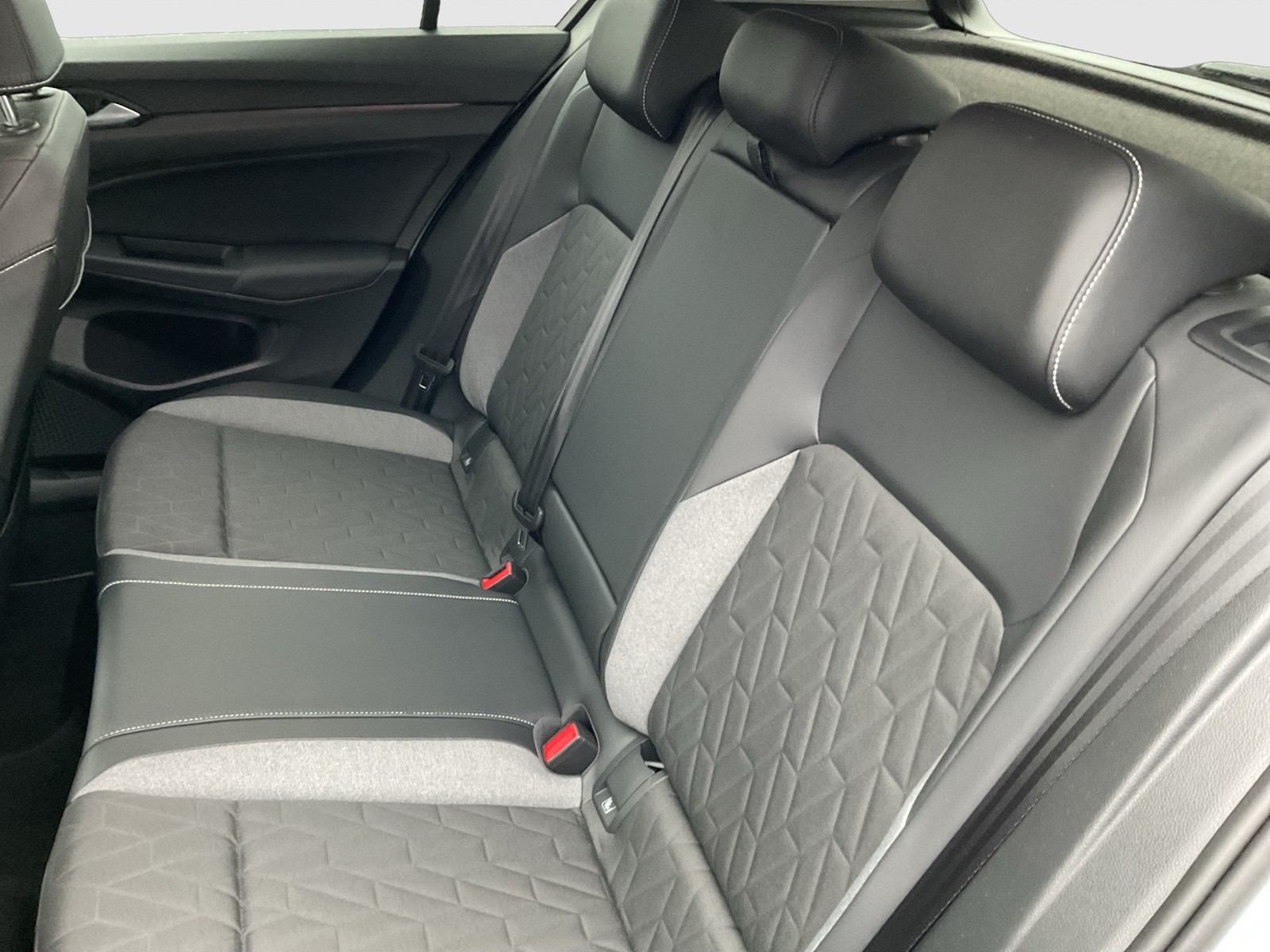 Volkswagen Golf VIII 1.5 HYBRID GOAL FACELIFT ACC CARPLAY