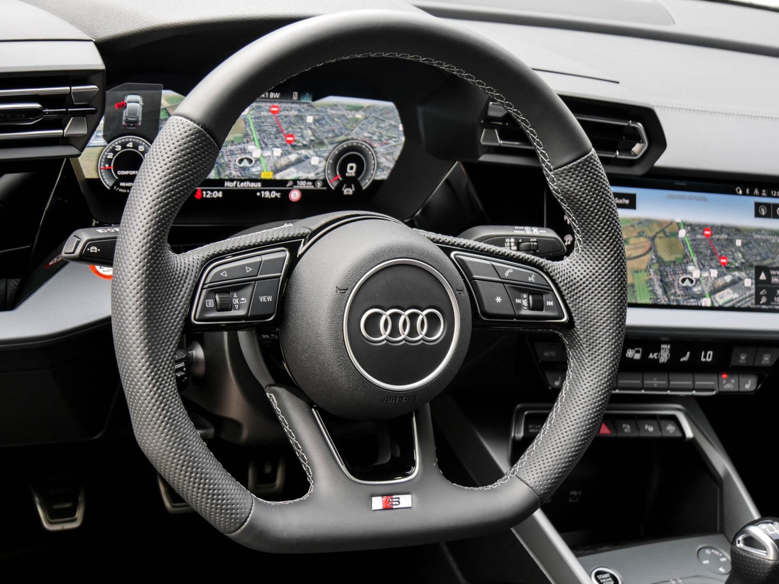 Audi A3 Sportback 35 S LINE FACELIFT AHK CAM ACC LM19