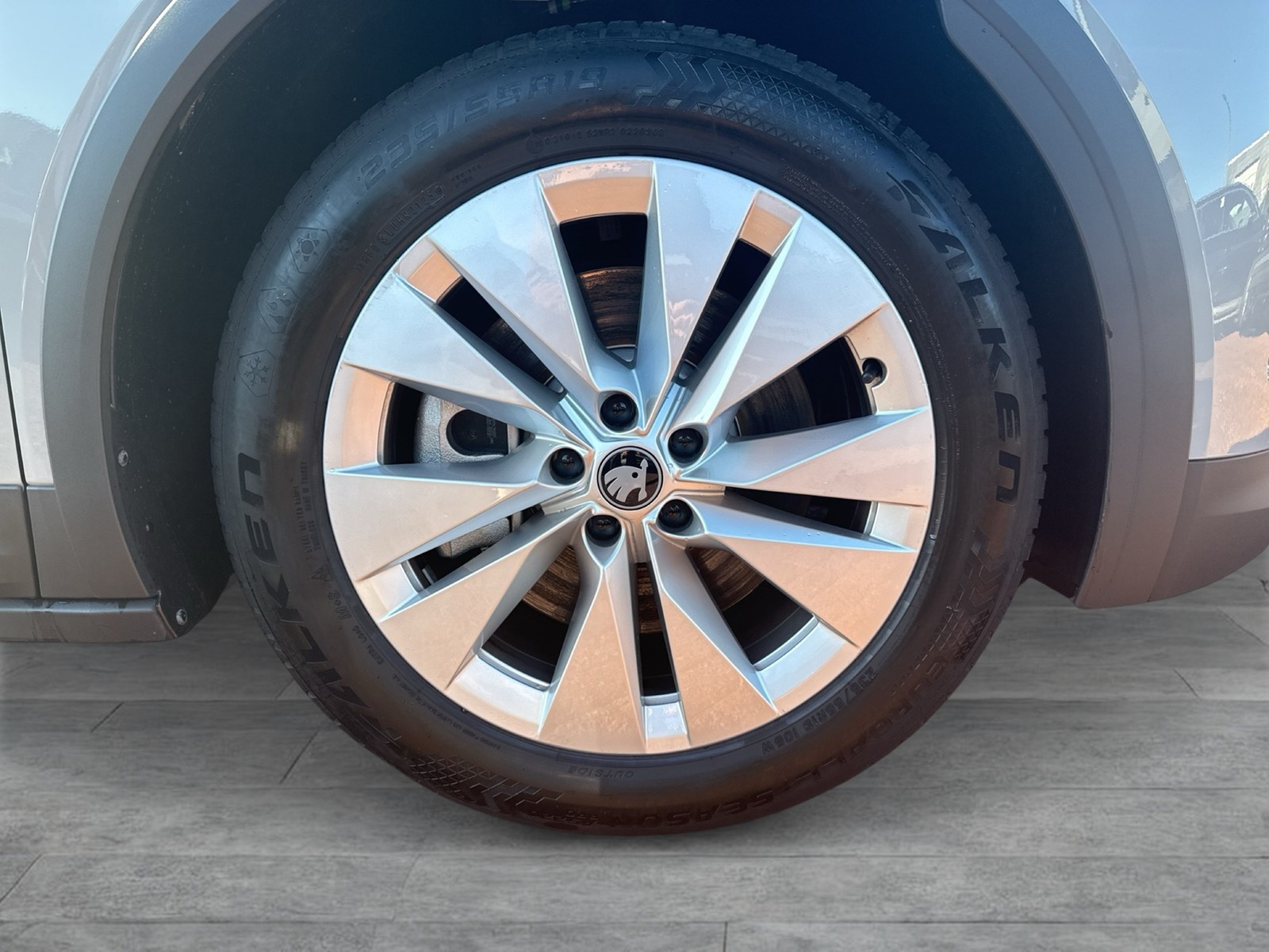 Skoda Elroq 85 LOFT WÄRMEPUMPE CAM ACC LM19 MATRIX NAVI