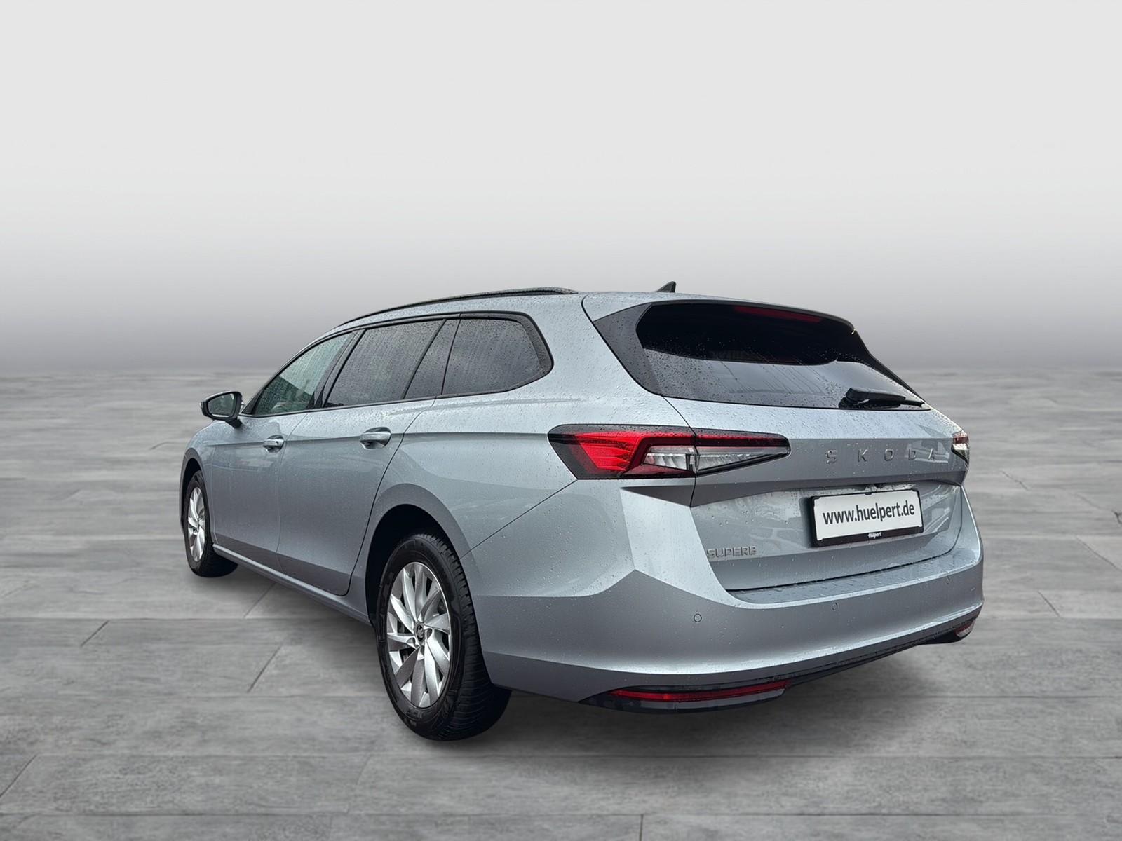 Skoda Superb Combi 2.0 CAM ACC NAVI CARPLAY SITZHEIZ.