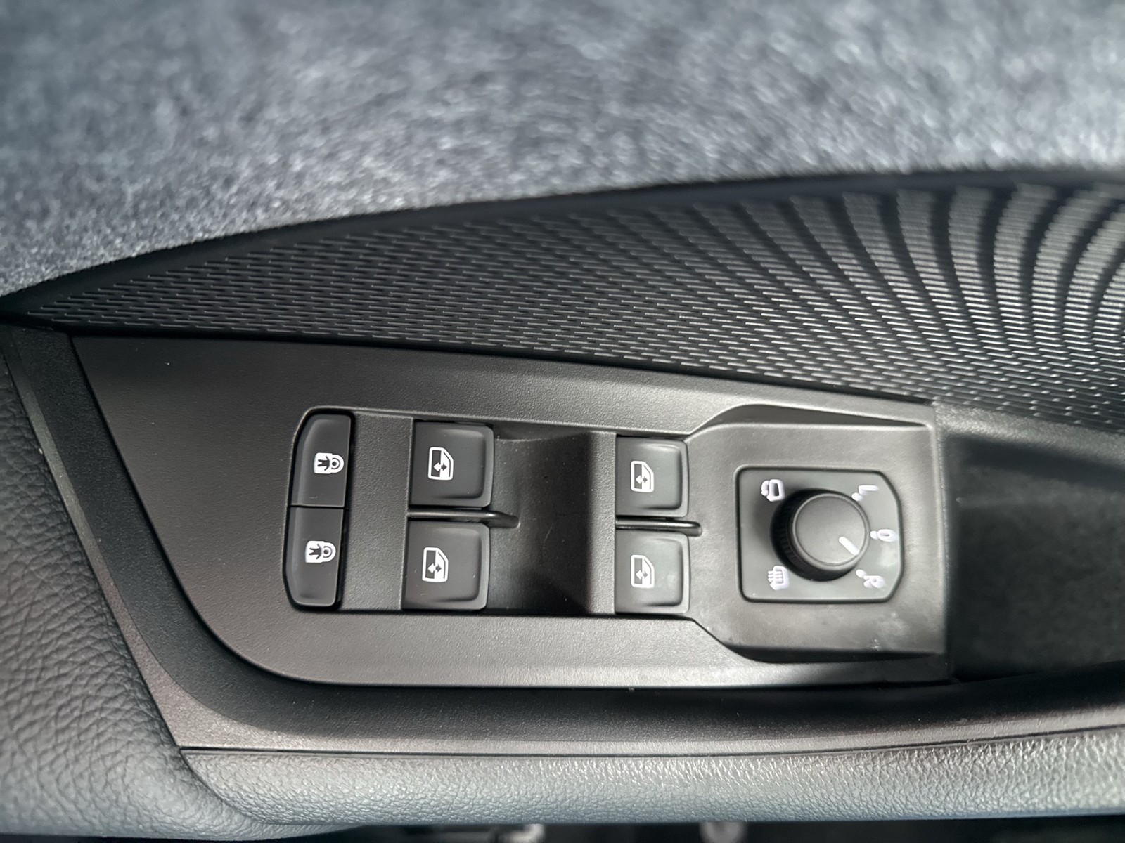 Skoda Octavia Combi 1.5 e-TEC SELECTION PANO 360°CAM