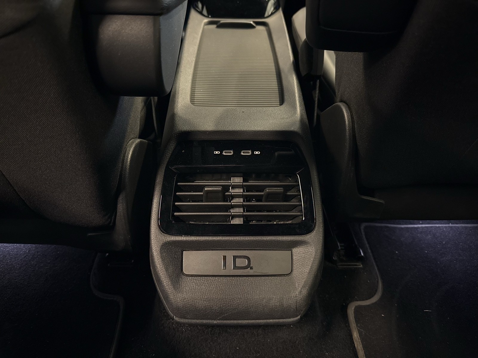Volkswagen ID.4 GTX 4X4 WÄRMEPUMPE 360°CAM ACC LM20 HEAD-UP