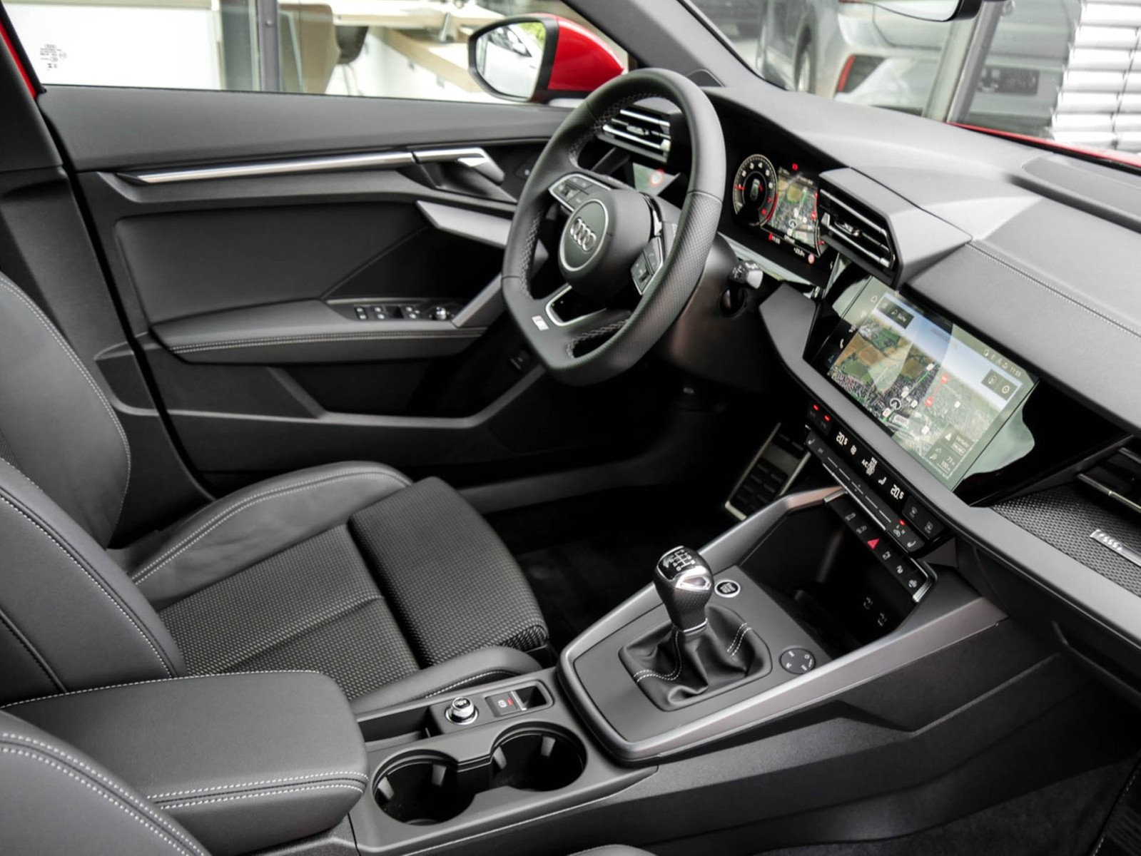 Audi A3 Sportback 30 S LINE FACELIFT AHK CAM ACC LM18