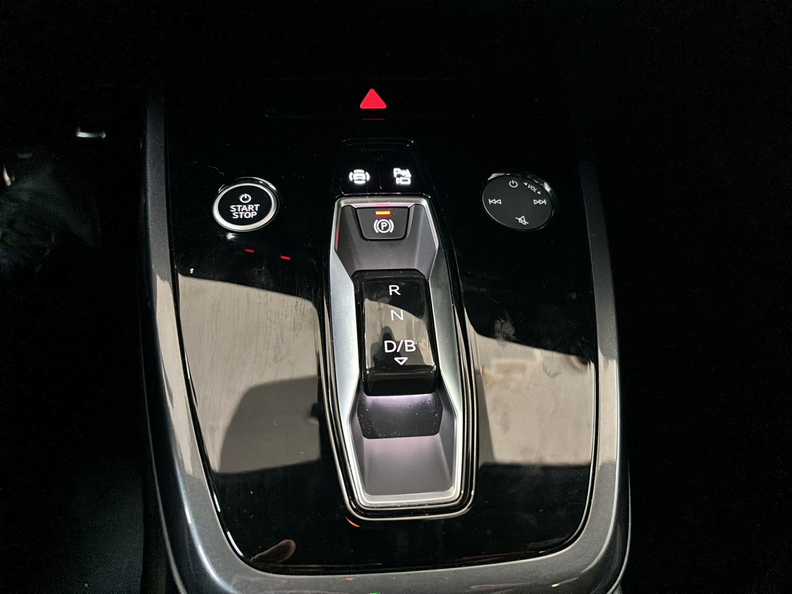 Audi Q4 e-tron Sportback 35 S LINE NAVI MATRIXLED CAM