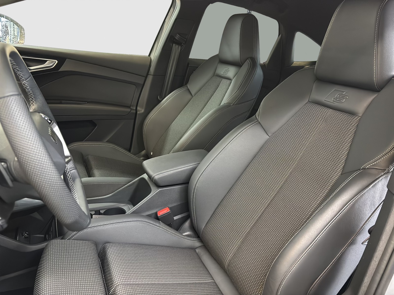 Audi Q4 e-tron Sportback 35 S LINE NAVI MATRIXLED CAM