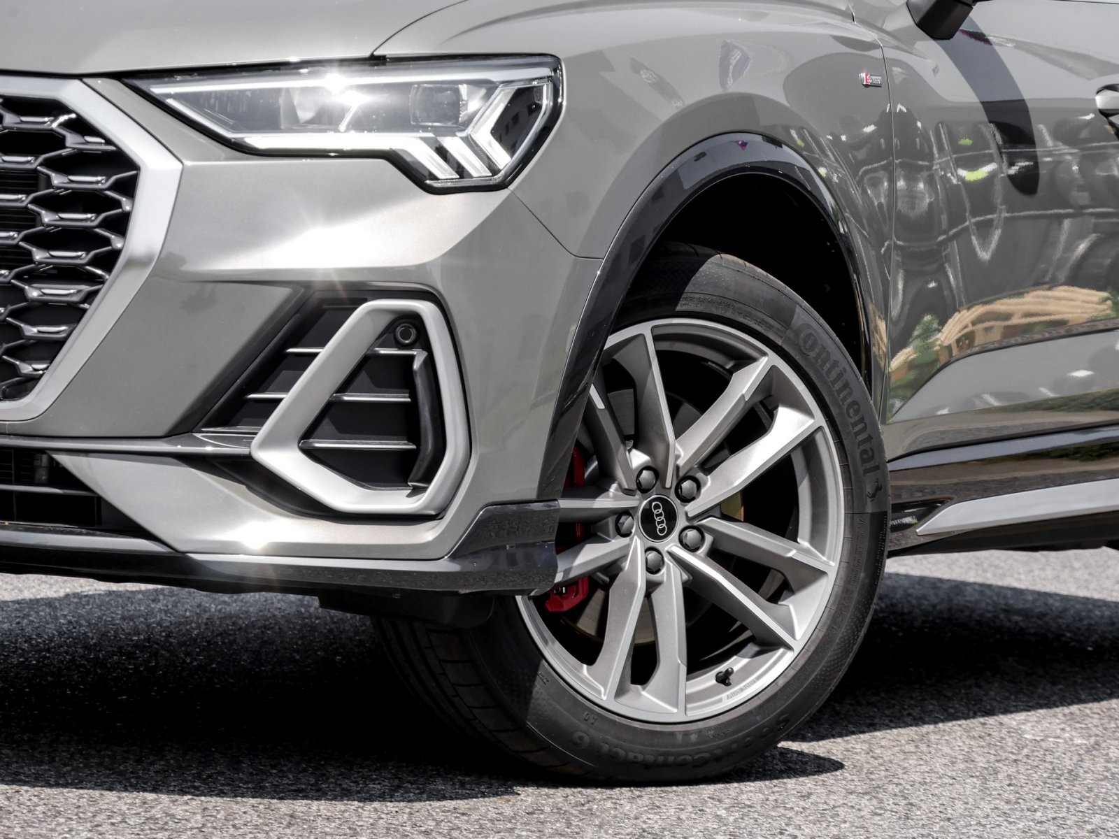 Audi Q3 Sportback 45 quattro S LINE AHK ACC LM19 NAVI+