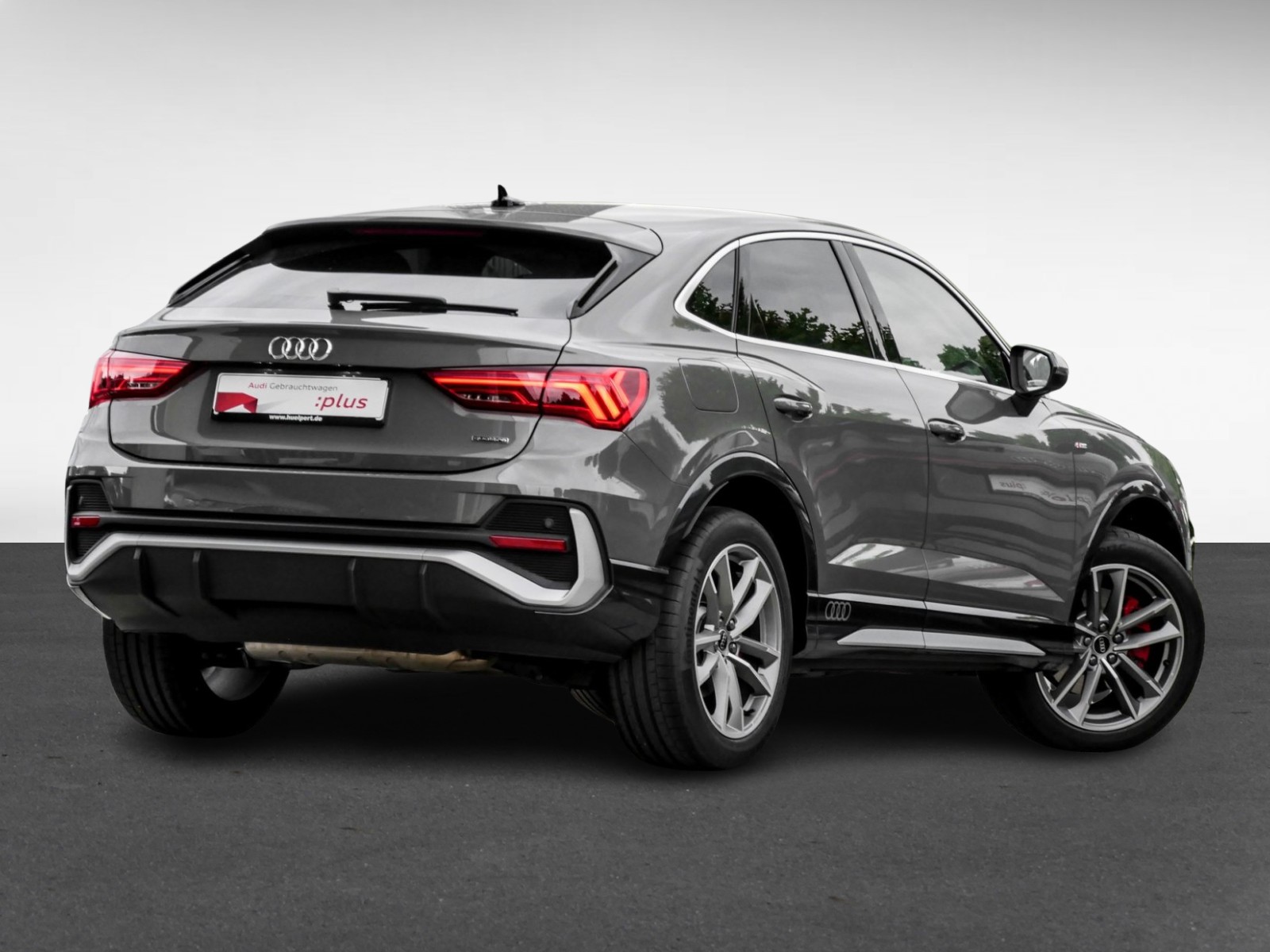 Audi Q3 Sportback 45 quattro S LINE AHK ACC LM19 NAVI+