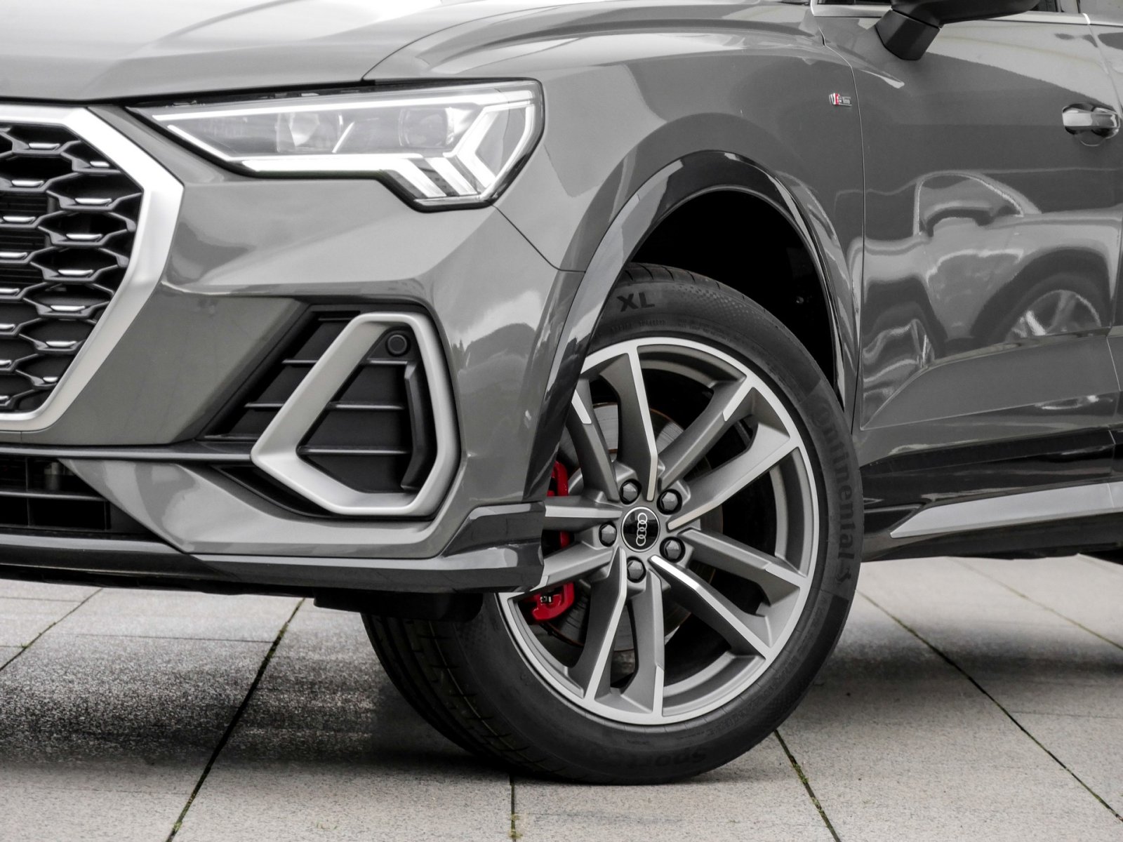 Audi Q3 Sportback 45 quattro S LINE AHK ACC LM19 NAVI+