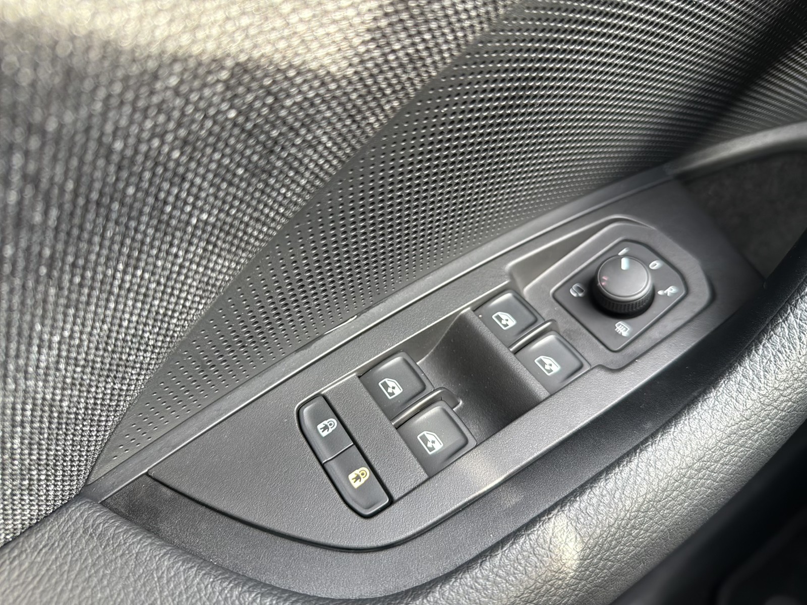 Skoda Kodiaq 2.0 SELECTION 4X4 AHK CAM ACC LM18 NAVI