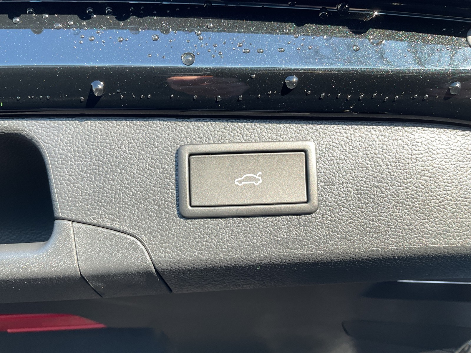 Volkswagen Passat Variant 2.0 R-LINE NEUES MODELL AHK LM19