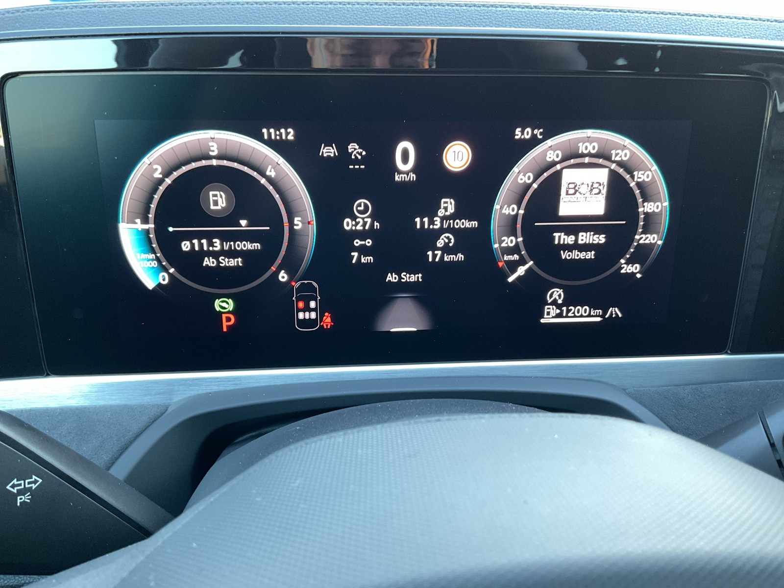 Volkswagen Passat Variant 2.0 R-LINE NEUES MODELL AHK LM19