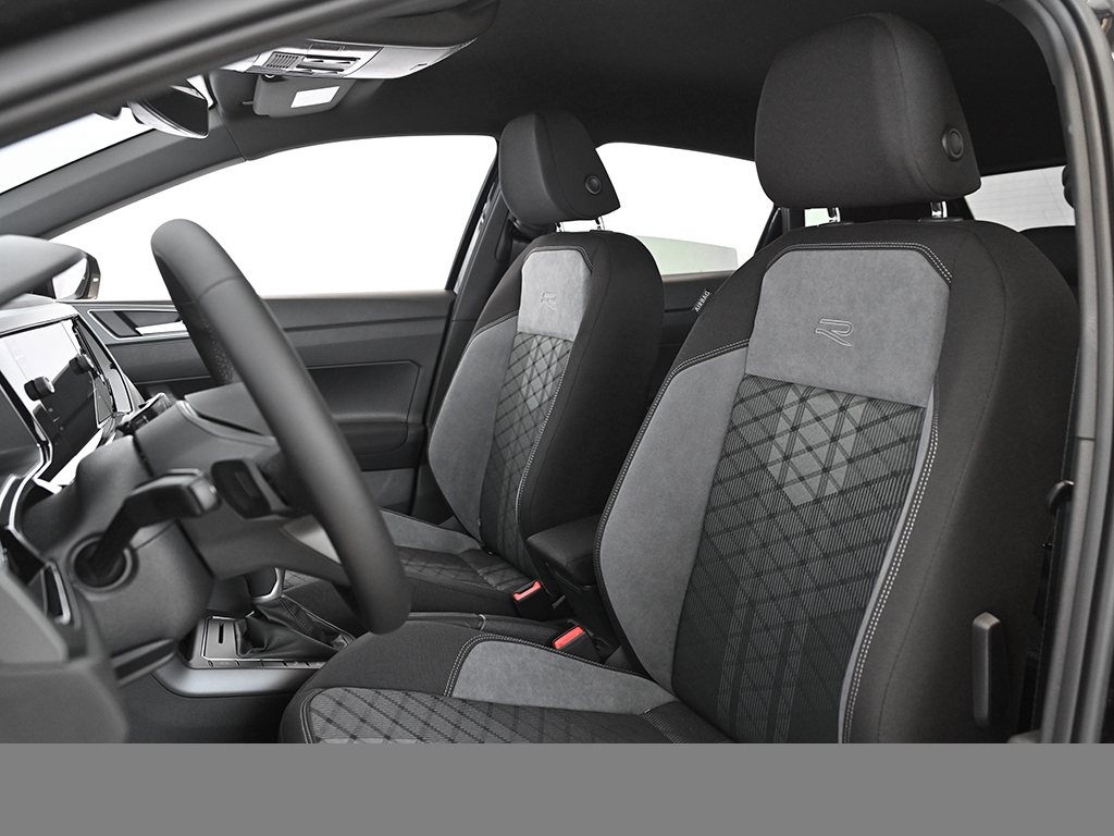 Volkswagen Polo 1.0 R-LINE CAM ACC LM17 NAVI CARPLAY SITZHZ