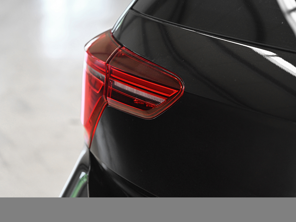 Volkswagen Polo 1.0 R-LINE CAM ACC LM17 NAVI CARPLAY SITZHZ